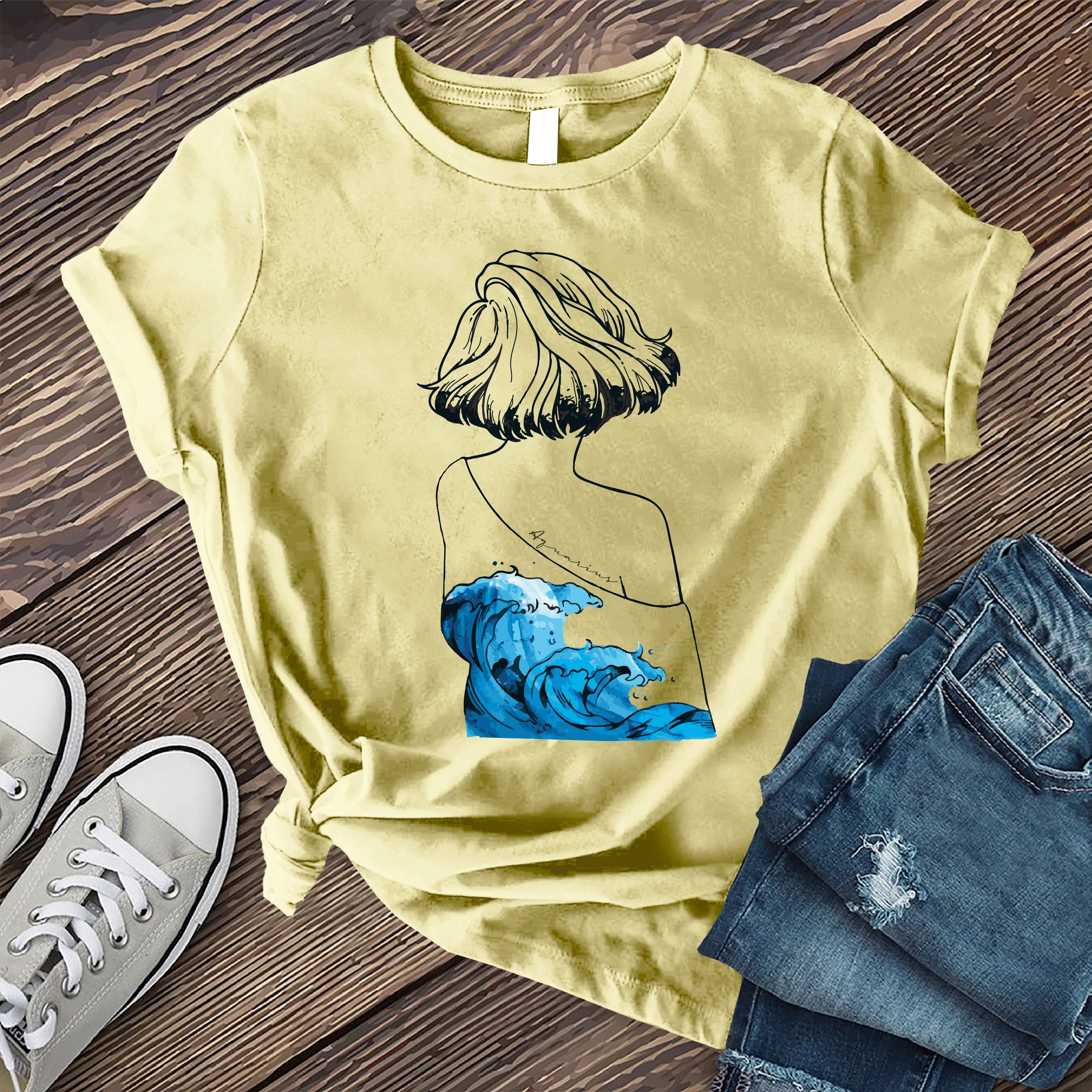 Minimalist Aquarius T-shirt
