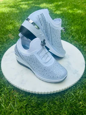 Tara Shoes White